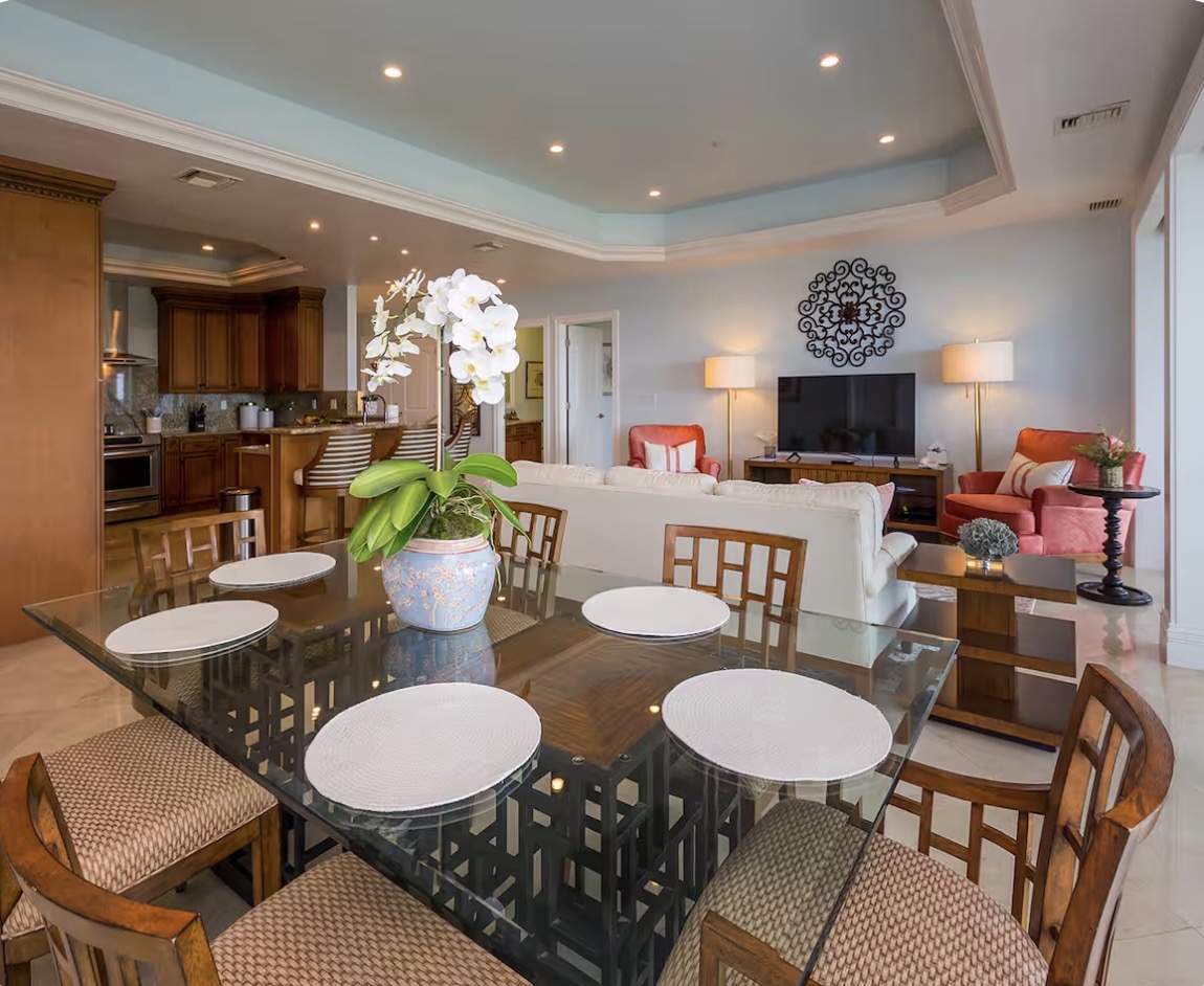 Condo 510 dining table beside the great room
