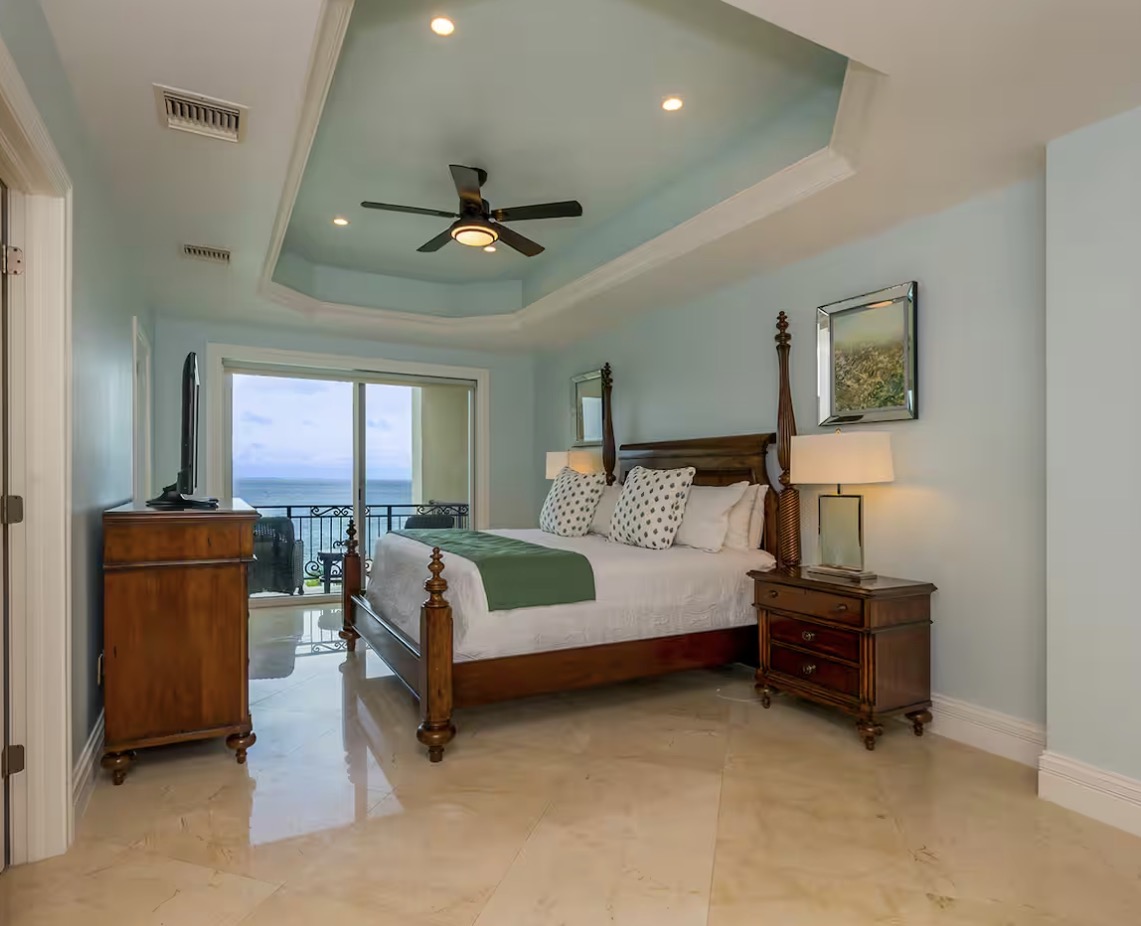 Condo 510 oceanfront bedroom with private balcony access